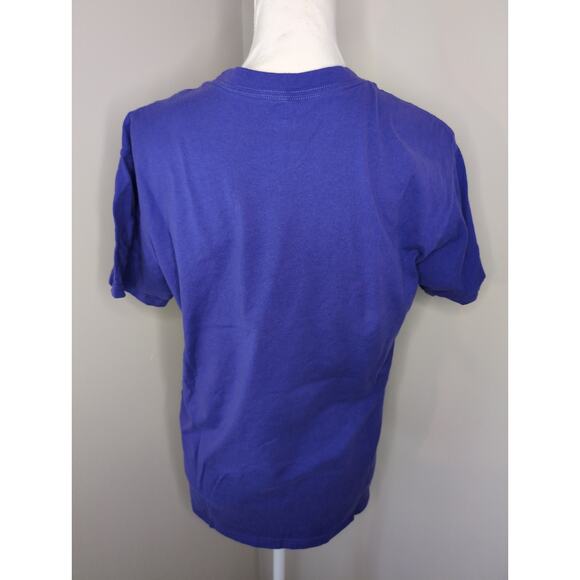 2015 Disney Hocus Pocus spectacular purple sz M t-shirt - Picture 3 of 5